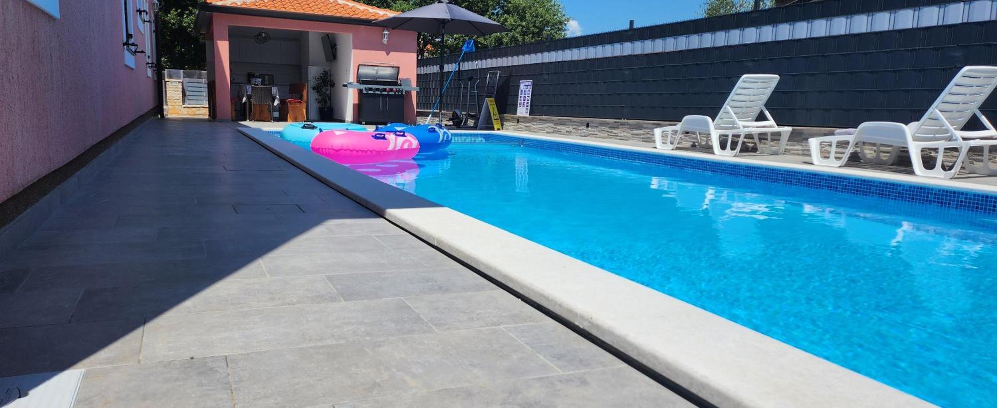 Apartmani Radmila Nova Vas  Ngoại thất bức ảnh